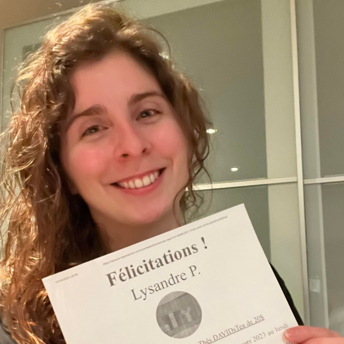 Win a 20 DAVIDsTEA Gift Card Contest LEO Leger Opinion