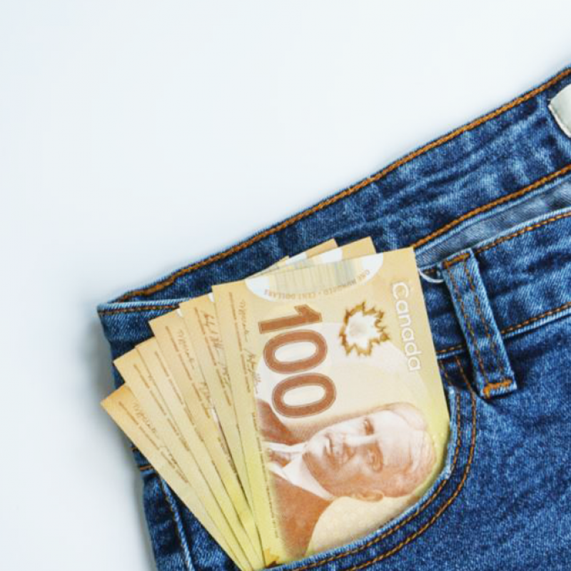 AOUT - tirage de 500$ en argent comptant